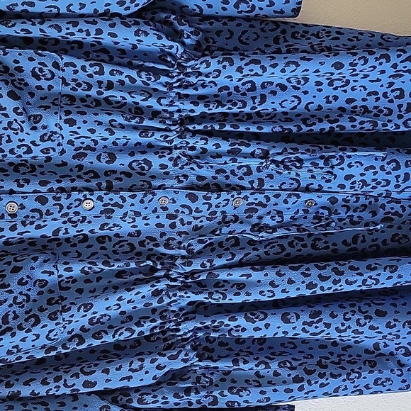 Chico's Blue Leopard Print Cinch Waist Button Down Tunic Size Large - Picture 3 of 9